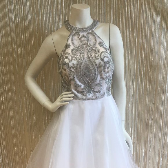 SHORT WHITE HALTER NECK RACERBACK DRESS - Picture 4 of 7